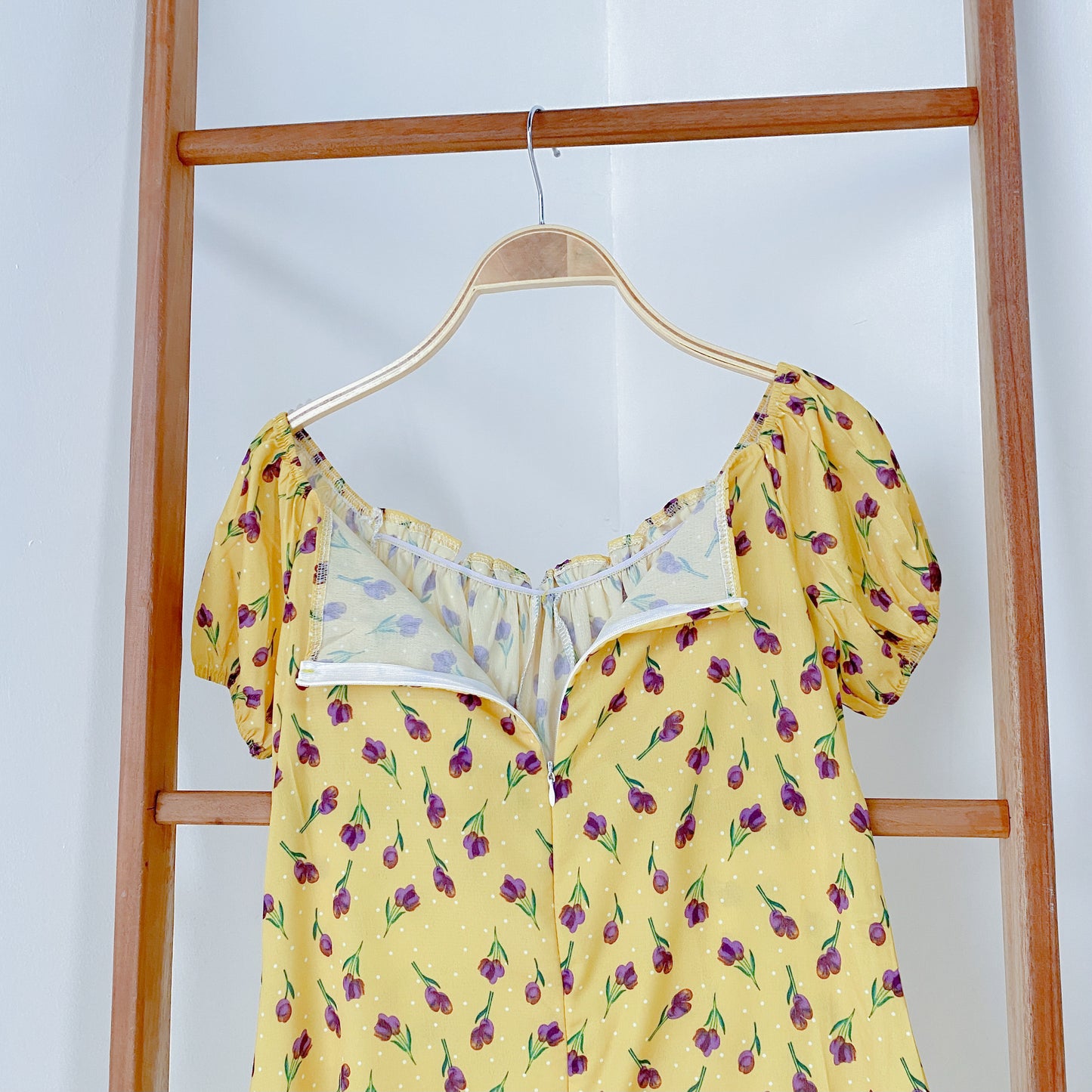 Violy Sunlit Blossom Off-Shoulder Dress
