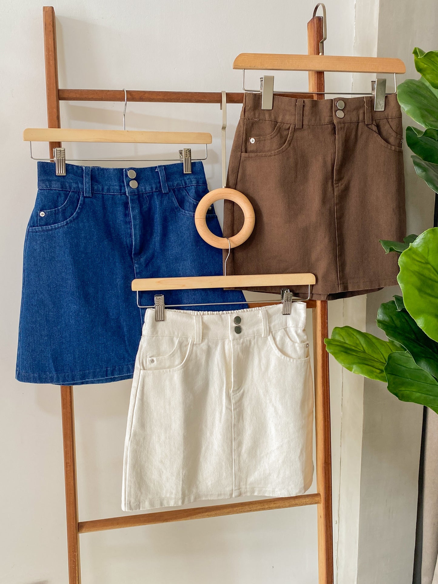 Arsie Skirt