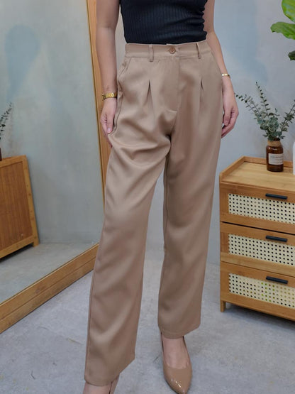 Carly Trouser