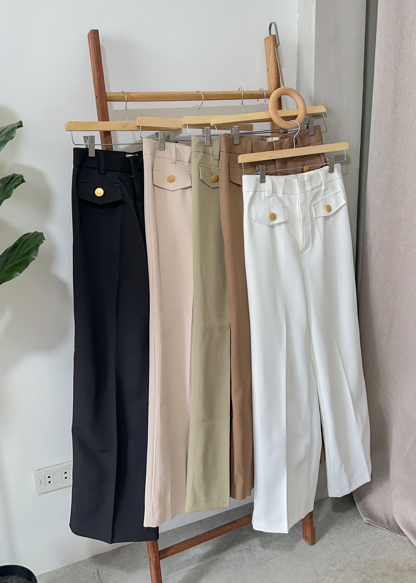 Yaris Pants