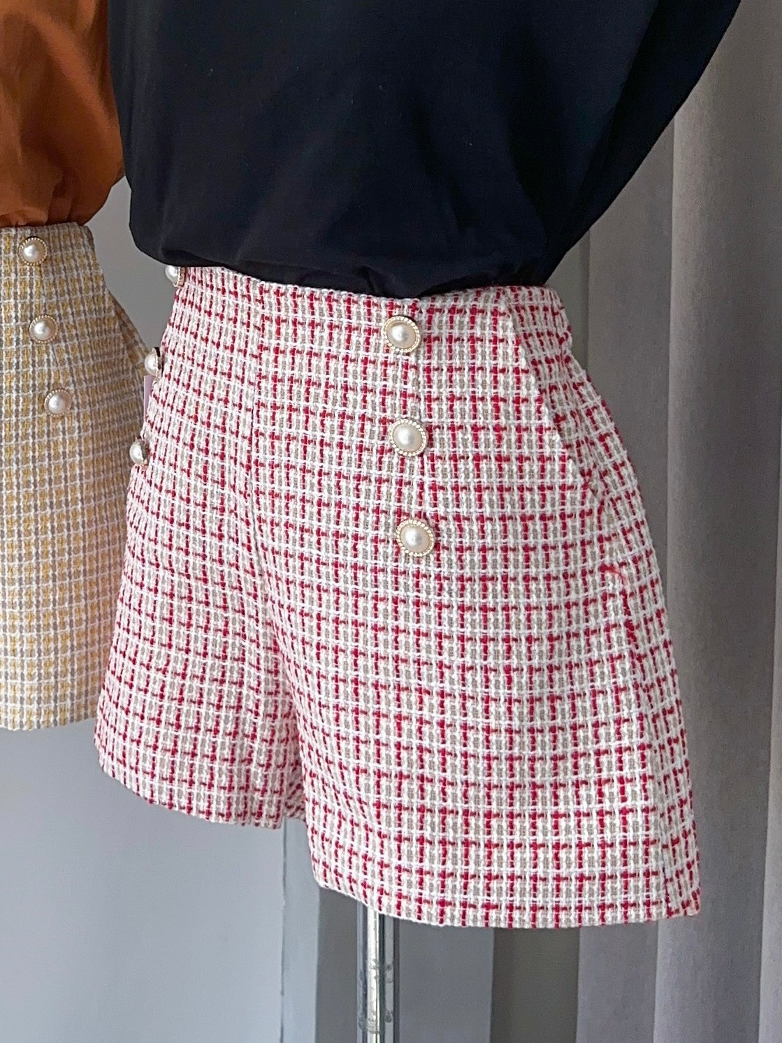 Dimple Tweed Short