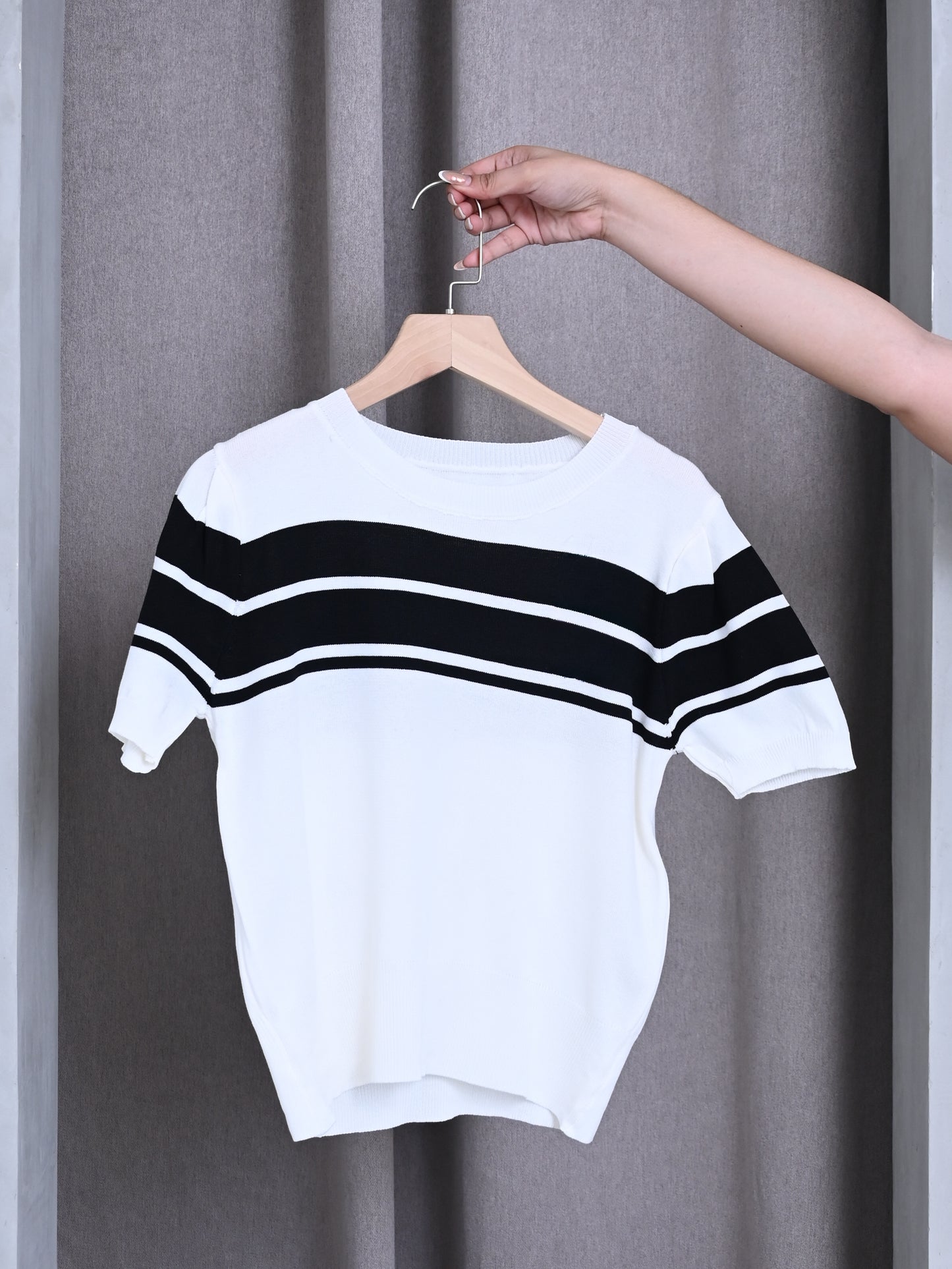 Valerie Top